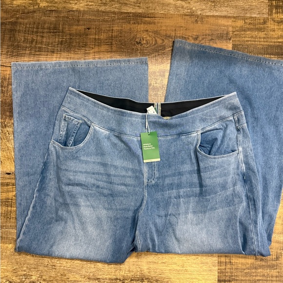 HALARA Denim - HALARA Light Blue Wide-Leg Jeans